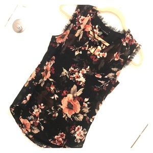 WHBM short sleeve blouse